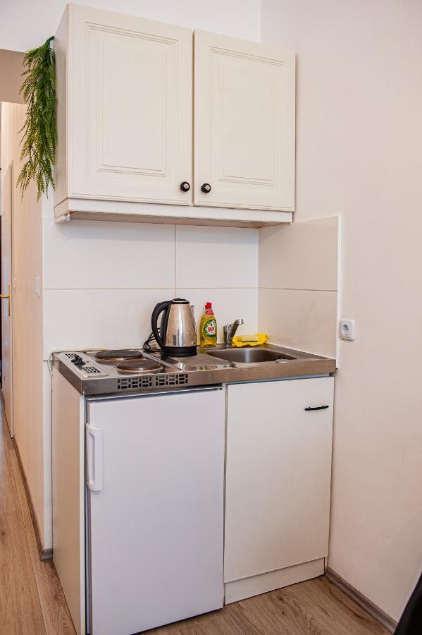 My City Apartment - Vienna Cosy Room Luaran gambar